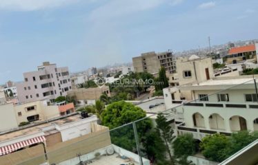 DAKAR – SACRE COEUR : Appartement haut à louer standing F4