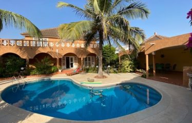 NGAPAROU : Villa à vendre à 150 mètres de l’Océan