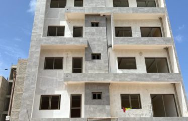 DAKAR NGOR : Immeuble R+6 à vendre clés en main