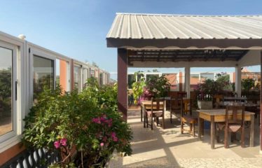 WARANG : Hôtel Restaurant à vendre idéalement situé en pleine exploitation