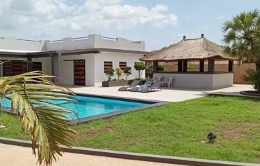 NGUERINE : Villa contemporaine à vendre 3 chambres et sa dépendance