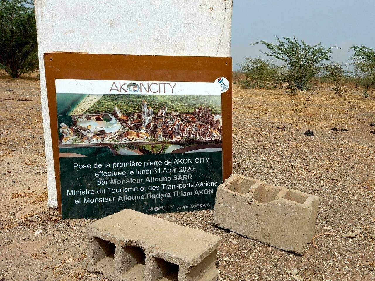 Première pierre du chantier Akon City posée en 2020 à Mbodiene au Sénégal