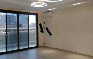 DAKAR PLATEAU : Appartement F4 à louer en plein centre-ville