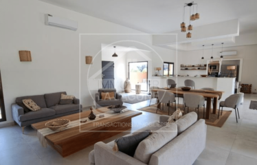 NGUERIGNE : Villa neuve à vendre haut de gamme 3 chambres sur 2400m2