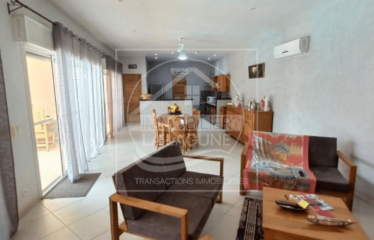 NGAPAROU : Villa récente à vendre derrière Saly Center