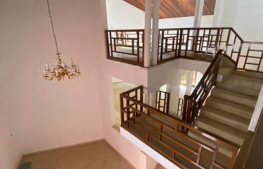 DAKAR ALMADIES : Villa à louer 5 chambres