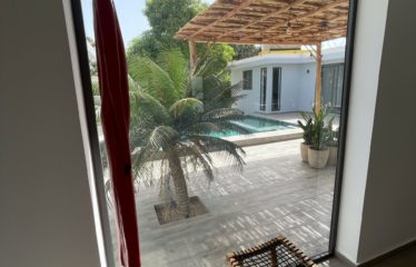 NGAPAROU : Villa neuve à vendre de 4 chambres avec piscine