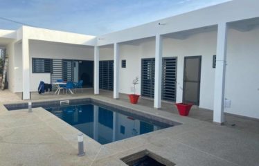 NGAPAROU : Villa 3 chambres neuve 140 m2 avec piscine.