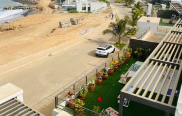 DAKAR FANN : Duplex F4 Vue sur mer à louer accès direct a la plage
