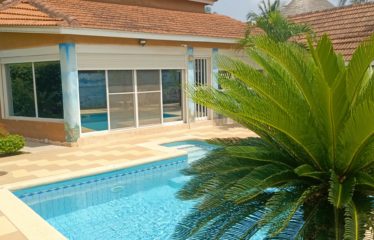 SALY : Villa originale 4 chambres en résidence bord de mer avec piscine à vendre