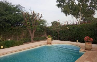 NIANING : Belle villa de 4 chambres avec piscine à vendre