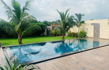 NGUERIGNE : Magnifique villa 3 chambres belle piscine à vendre