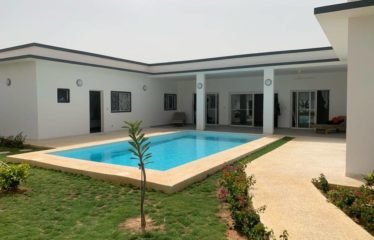 SALY : Villa neuve avec piscine à vendre