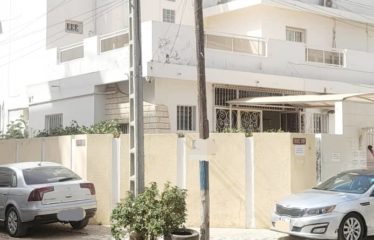 DAKAR FANN : Villa a vendre en R+2