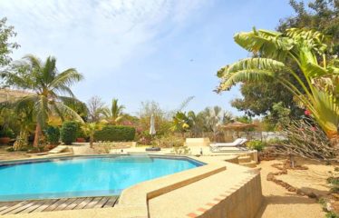 SOMONE : Grande villa de 4 chambres avec piscine à louer
