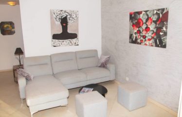 NGAPAROU : Appartement F4 meublé à vendre
