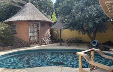 SOMONE : Villa de 2 chambres avec piscine à louer
